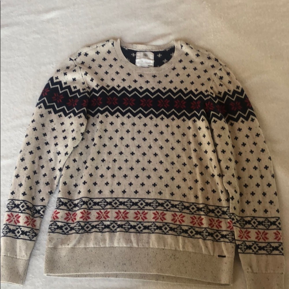Patterned Christmas sweater